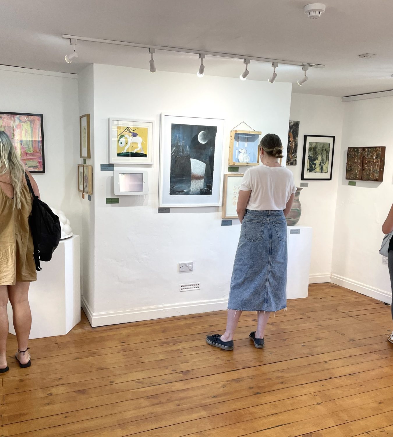 Gallery visitors